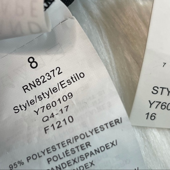 NWT Island Escape Crochet High Neck Tankini - Picture 11 of 13